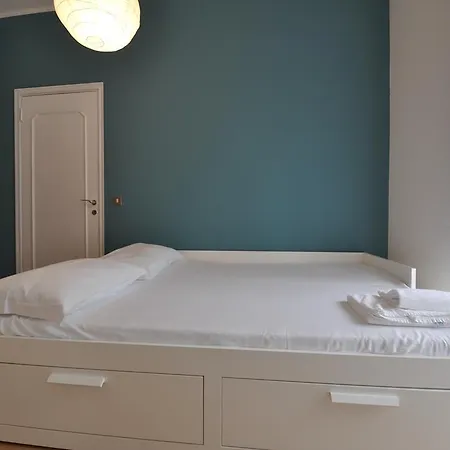 Omarini Apartment *